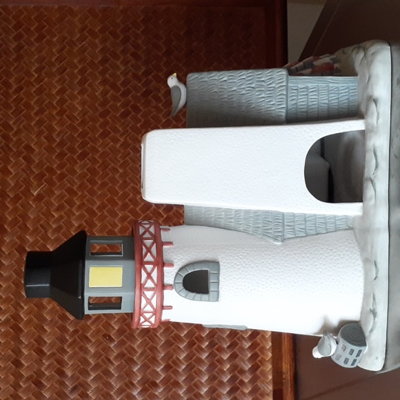 👉*VINTAGE* PARTYLITE STONEY HARBOR LIGHTHOUSE TEALIGHT HOUSE ~EXCELLENT COND! - Picture 7 of 14